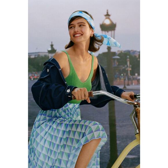 NWT Anthropologie Maeve Maryanne Sweater Tank Top - Medium - Picture 2 of 5